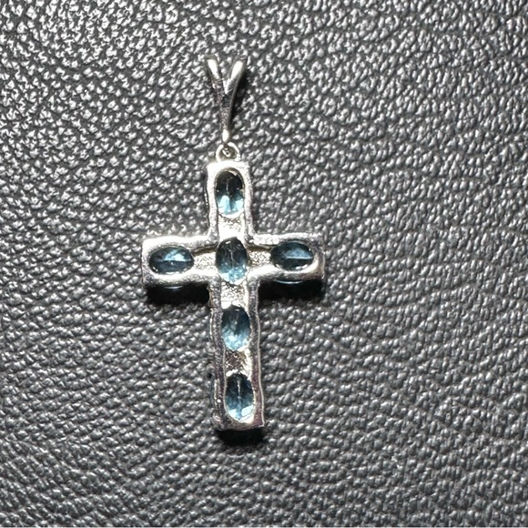 Natural Blue Apatite 925 Sterling Silver Cross Pendant New - Picture 6 of 6